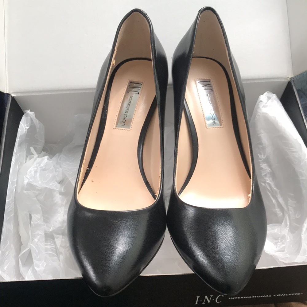 INC heels - Picture 2 of 4